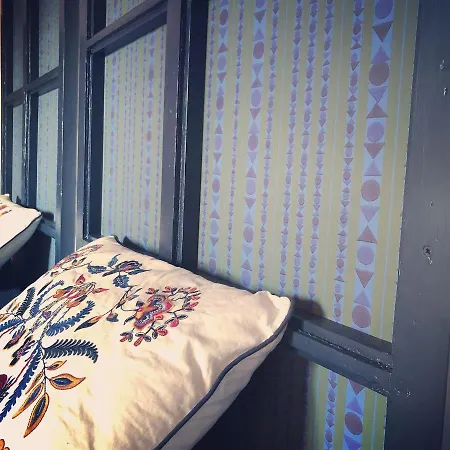 Romantic Apartment Garden Parking In Parma City Villa Podere Merlo * Parma