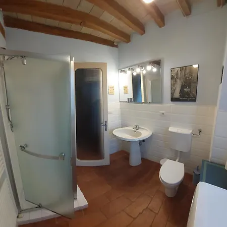 Apartament Romantic Apartment Garden Parking In Parma City Villa Podere Merlo *