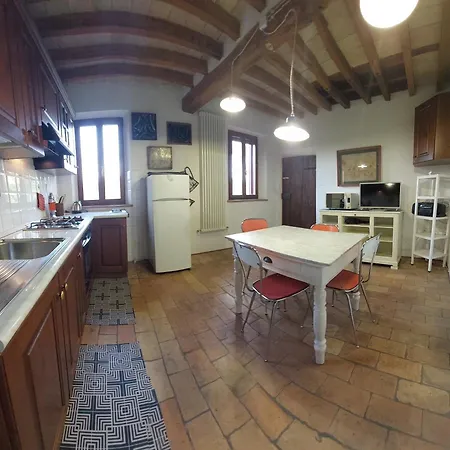 Romantic Apartment Garden Parking In Parma City Villa Podere Merlo Parma